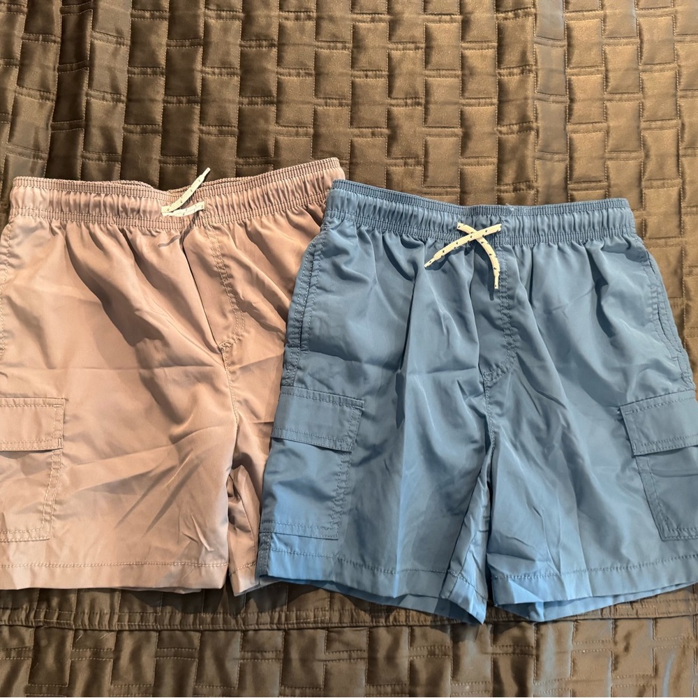 OshKosh B'gosh gray and Blue Shorts Set